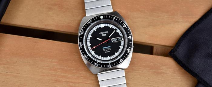 精工Seiko 5 Sports 55周年紀(jì)念版SRPK17腕表——5號(hào)的55周年
